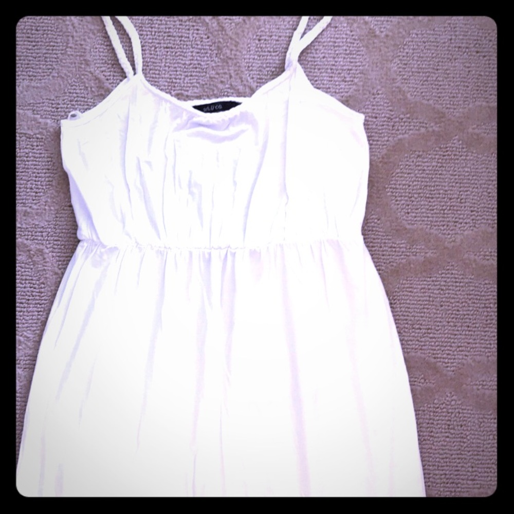 Perfect white party summer dress!